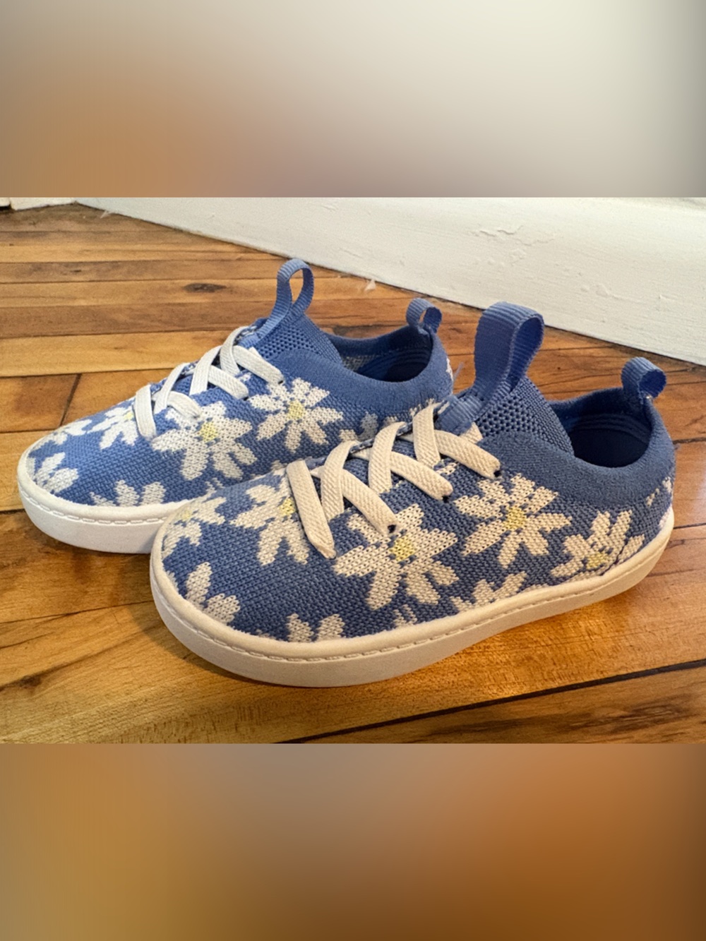 Carter's Blue Knit Sneakers with White Daisy Motif, Size 8M